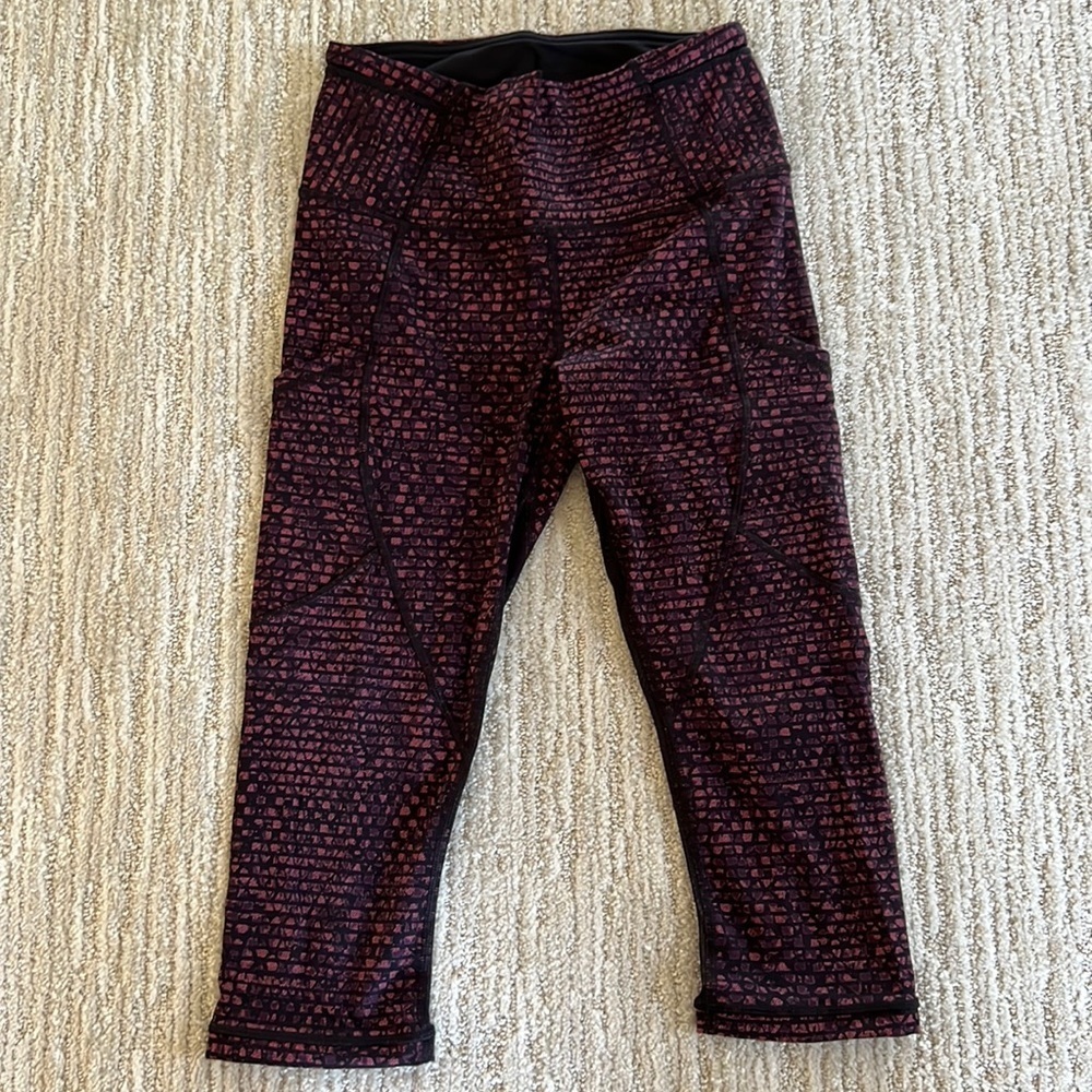 Cropped lululemon running leggings